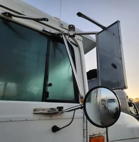 Picture of (Used) 2000 International 9400, SIDE VIEW MIRROR