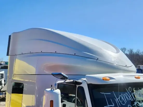 Picture of (Used) 2015 International PROSTAR, ROOF FAIRINGS- WIND DEFLECTOR,