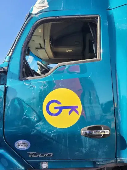 Picture of (Used) 2019 Kenworth T680, DOOR