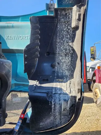 Picture of (Used) 2019 Kenworth T680, FENDER LINER HOOD