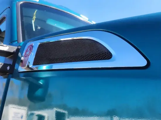 Picture of (Used) 2019 Kenworth T680, AIR VENT HOOD