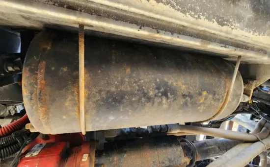 Picture of (Used) 2023 Peterbilt 567, AIR TANK (2)