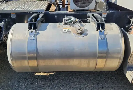 Picture of (Used) 2023 Peterbilt 567, FUEL TANK