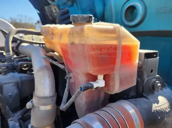 Picture of (Used) 2019 Kenworth T680, RADIATOR OVERFLOW BOTTLE