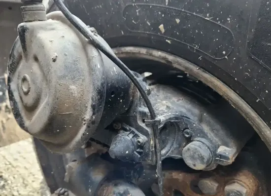 Picture of (Used) 2023 Peterbilt 567, BRAKE CALIPER FRONT AXLE BEAM