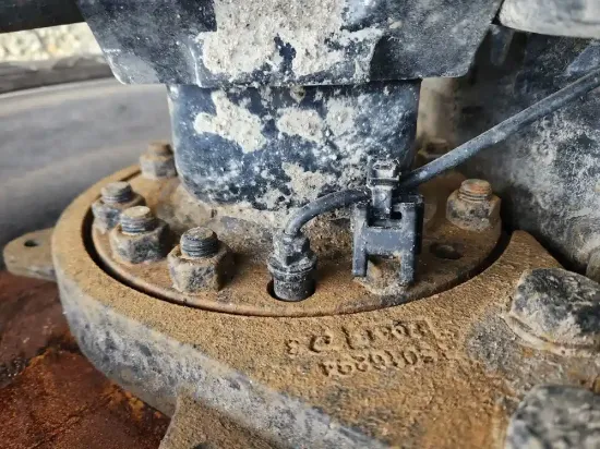 Picture of (Used) 2023 Peterbilt 567, REAR DIFFERENTIAL HUBS