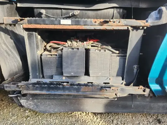Picture of (Used) 2019 Kenworth T680, BATTERY BOX