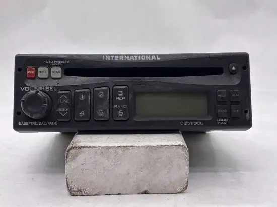 Picture of (Used) 2003 International 4400 LP, RADIO