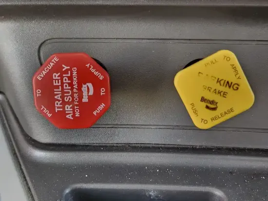 Picture of (Used) 2019 Kenworth T680, MISCELLANEOUS DASH SWITCHES