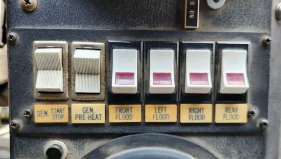 Picture of (Used) 1989 Mack MC688FC, MISCELLANEOUS DASH SWITCHES