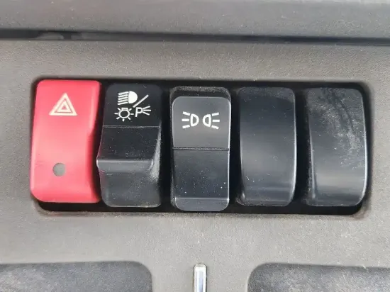 Picture of (Used) 2019 Kenworth T680, MISCELLANEOUS DASH SWITCHES
