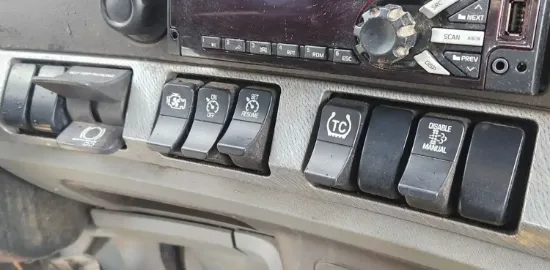 Picture of (Used) 2019 Kenworth T680, MISCELLANEOUS DASH SWITCHES