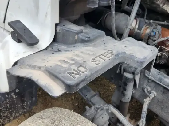 Picture of (Used) 2019 Kenworth T680, INNER FENDER