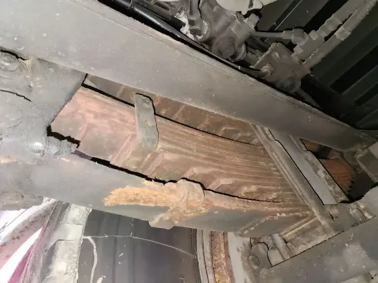 Picture of (Used) 1989 Mack MC688FC, REAR LEAF SPRINGS