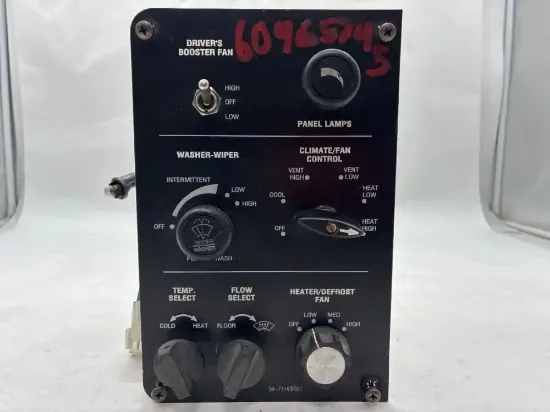 Picture of (Used) Cab & Cab Parts HEATER/AC CONTROLS