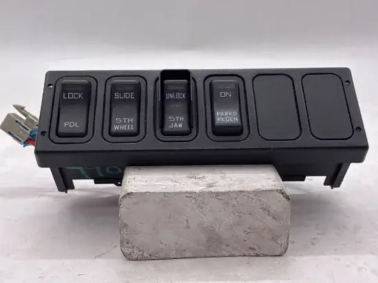 Picture of (Used) 2016 International PROSTAR, MISCELLANEOUS DASH SWITCHES