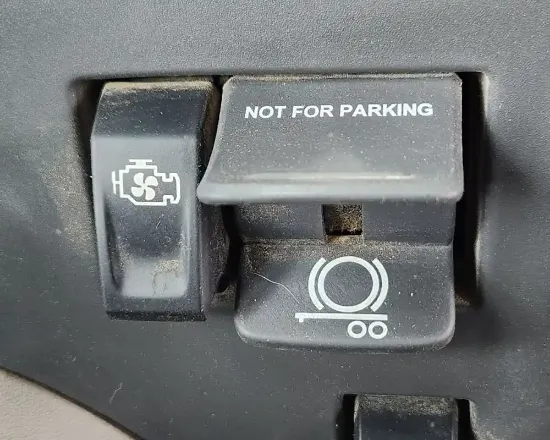 Picture of (Used) 2023 Peterbilt 567, MISCELLANEOUS DASH SWITCHES