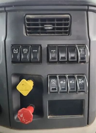 Picture of (Used) 2023 Peterbilt 567, MISCELLANEOUS DASH SWITCHES