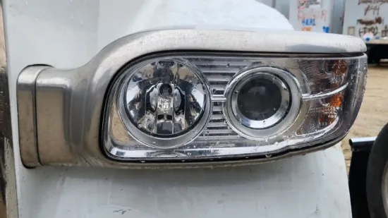 Picture of (Used) 2023 Peterbilt 567, HEADLAMP ASSEMBLY