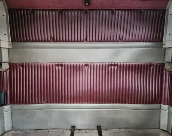 Picture of (Used) 2000 Kenworth W900, HEAD LINER BUNK