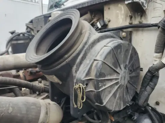Picture of (Used) 2007 Peterbilt 330, AIR CLEANER