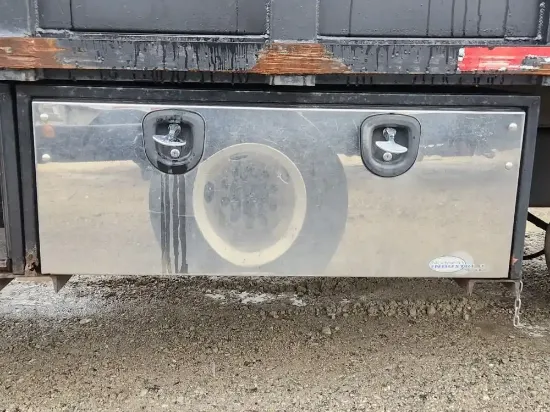 Picture of (Used) 2007 Peterbilt 330, TOOL BOX