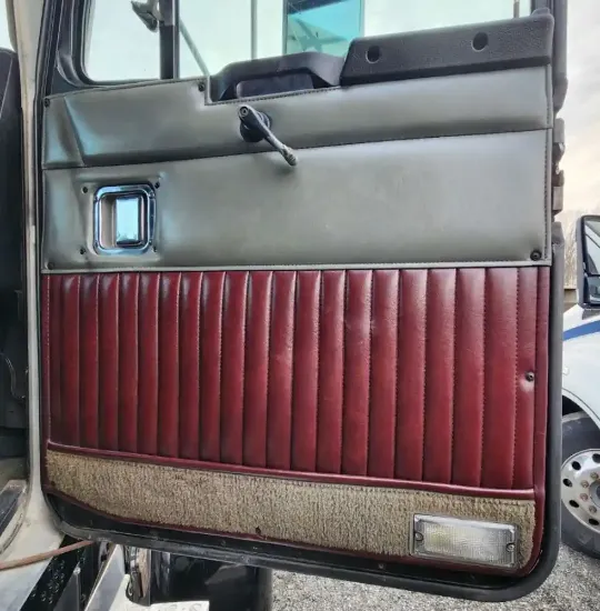 Picture of (Used) 2000 Kenworth W900, INTERIOR DOOR PANEL