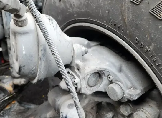 Picture of (Used) 2022 Kenworth T880, BRAKE CALIPER FRONT AXLE BEAM