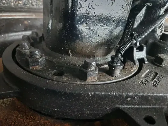 Picture of (Used) 2022 Kenworth T880, REAR DIFFERENTIAL HUBS