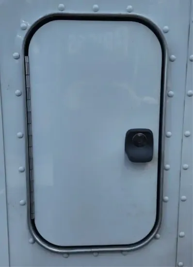 Picture of (Used) 2022 Kenworth T880, ACCESS DOOR