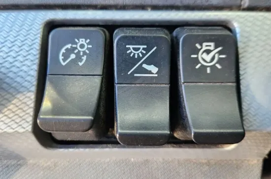 Picture of (Used) 2022 Kenworth T880, MISCELLANEOUS DASH SWITCHES