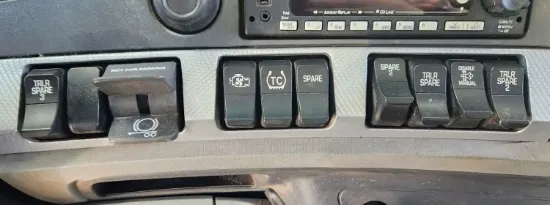 Picture of (Used) 2022 Kenworth T880, MISCELLANEOUS DASH SWITCHES