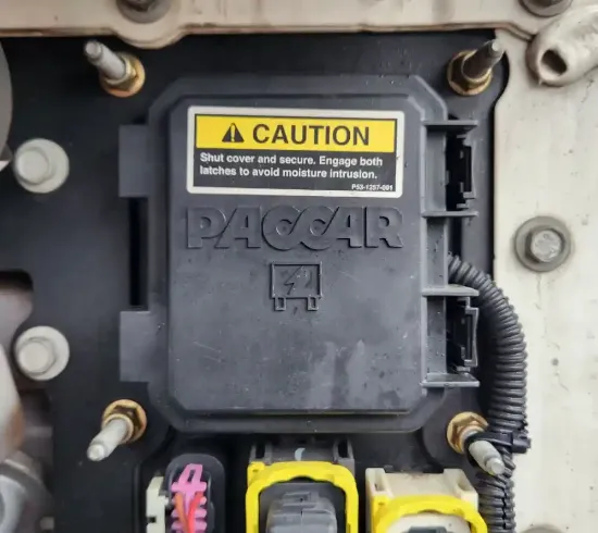 Picture of (Used) 2022 Kenworth T880, FUSE BOX