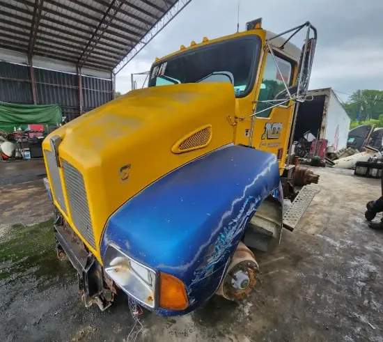 Picture of 1998-kenworth-t300-truck-tractor