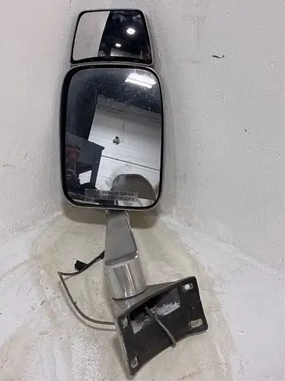 Picture of (Used) 2005 Pierce Dash, SIDE VIEW MIRROR