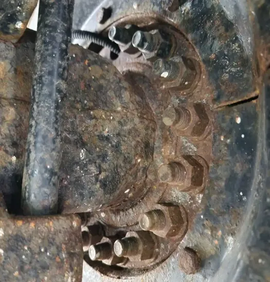 Picture of (Used) 2021 Ford F-750, DIFFERENTIAL HUBS