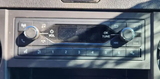 Picture of (Used) 2021 Ford F-750, RADIO