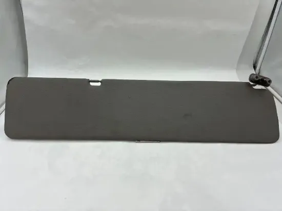 Picture of (Used) 2020 Hino 268, SUN VISOR