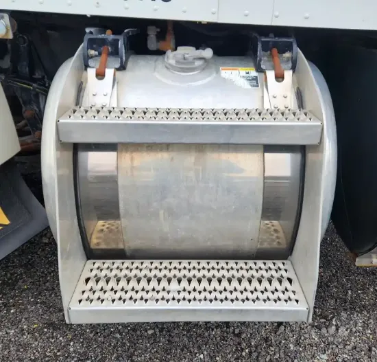 Picture of (Used) 2016 Peterbilt 337, FUEL TANK