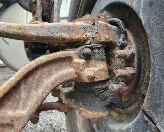 Picture of (Used) 2016 Peterbilt 337, FRONT SPINDLE/KNUCKLE