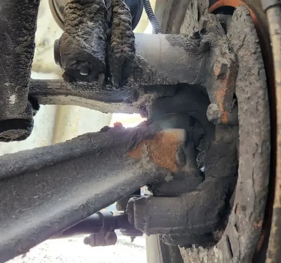 Picture of (Used) 2006 Freightliner M2 106, FRONT SPINDLE/KNUCKLE