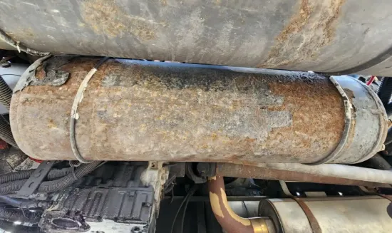 Picture of (Used) 2006 Freightliner M2 106, AIR TANK (2)