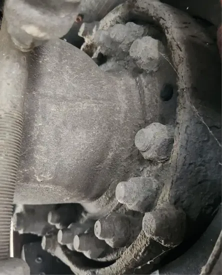 Picture of (Used) 2006 Freightliner M2 106, DIFFERENTIAL HUBS