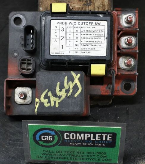 Picture of (USED) 2012 FREIGHTLINER CASCADIA 125- POWER HARNESS JUNCTION BOX P/N: A06-75148-010 .   - Material: Plastic