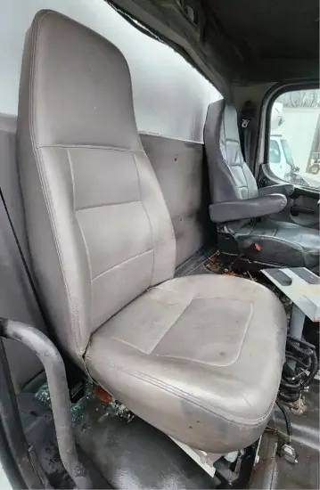 Picture of (Used) 2006 Freightliner M2 106, SEAT
