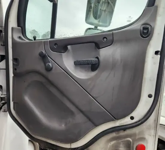 Picture of (Used) 2006 Freightliner M2 106, INTERIOR DOOR PANEL