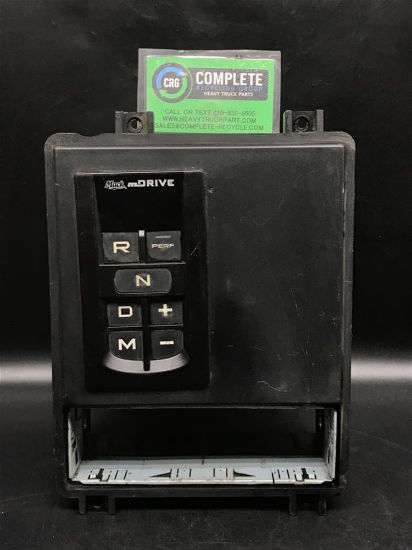 Picture of (USED) 2013 MackCH613/ Push button Shifter, with radio campartment.