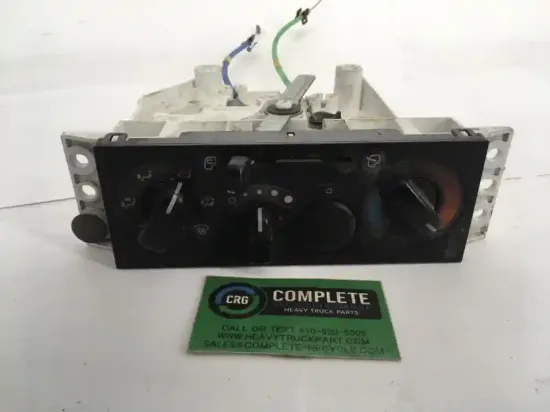 Picture of ( Used )  2018  ISUZU  NPR  HD HEATER  CONTROL ASSYS 