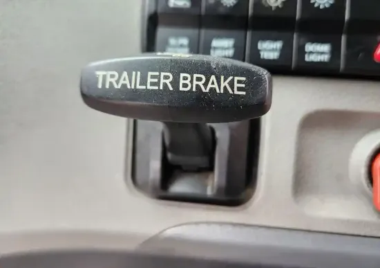 Picture of (Used) 2021 Freightliner Cascadia 126, MISCELLANEOUS DASH SWITCHES