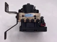 Picture of (Used) 2011 Workhorse Custom Chassis W62, Wabco ABS MODULATOR VALVE 